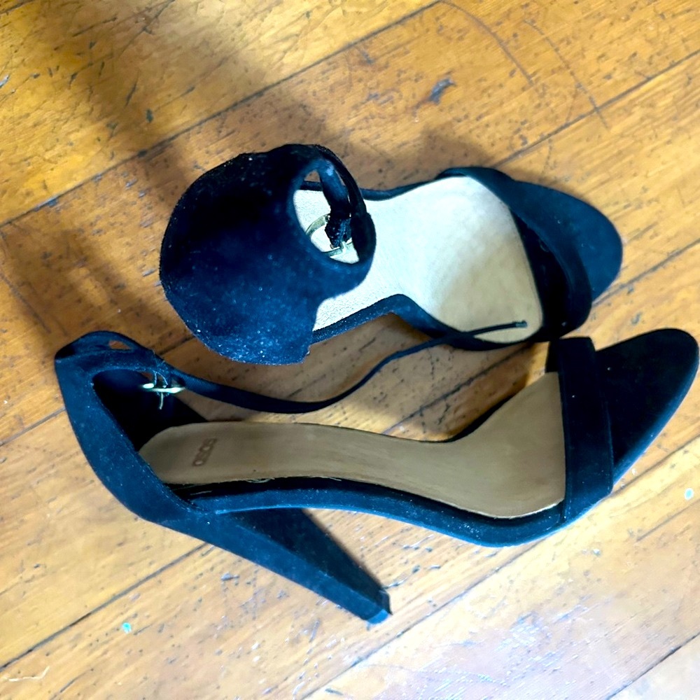 Black High Heels open toe 7/7.5